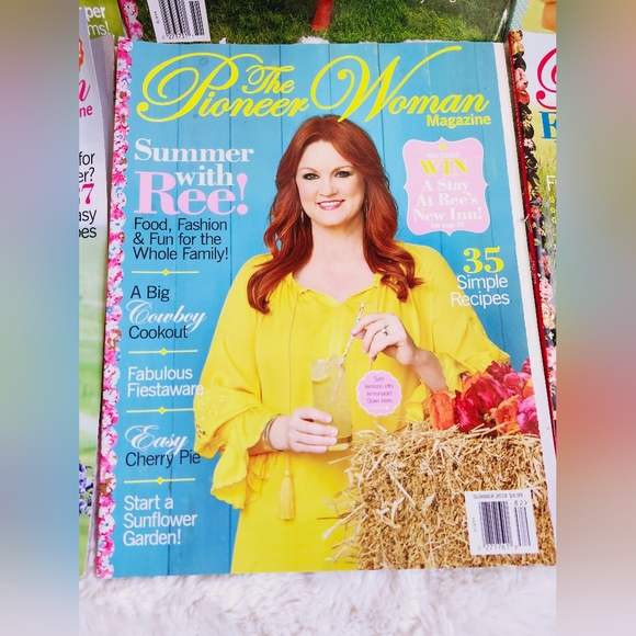 The Pioneer Woman Magazine 6 issues. Tons Of Recipes. - Picture 7 of 9